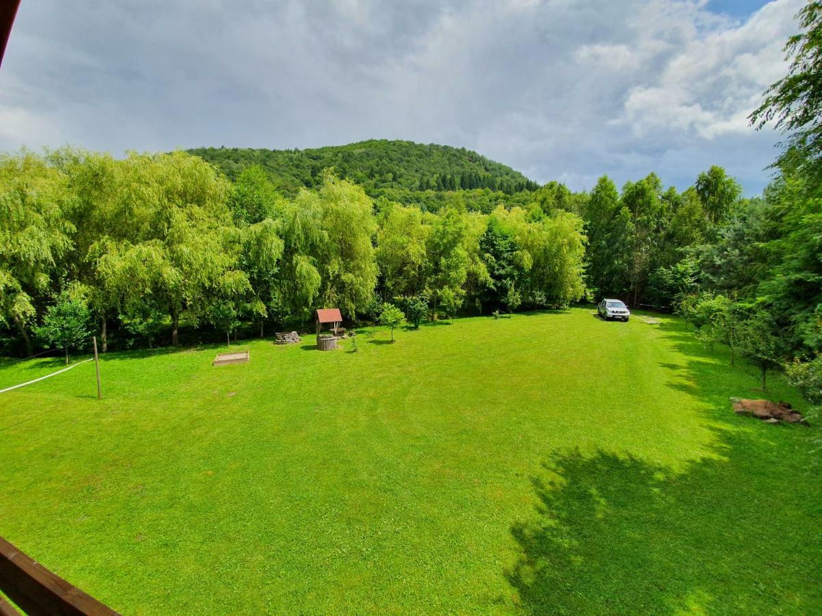 Villa Kamilla Kulcsoshaz Sub Cetate Exterior foto
